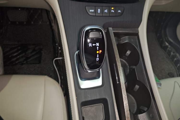 Used Buick LaCrosse 2022 Avenir Avia First Edition Gear Lever