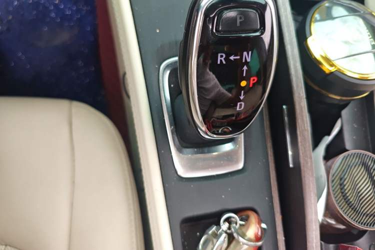 Used Buick LaCrosse 2022 Avenir Avia First Edition Gear Lever