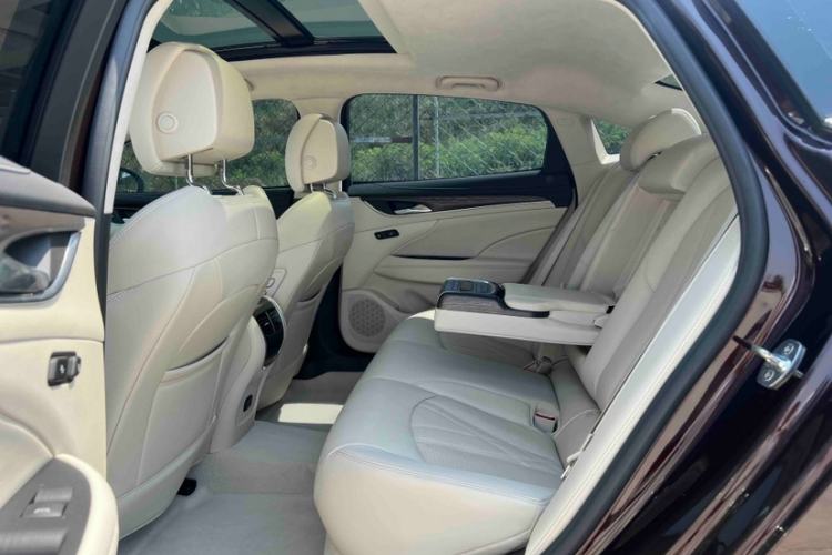 Used Buick LaCrosse 2022 Avenir Flagship Model Interior 4