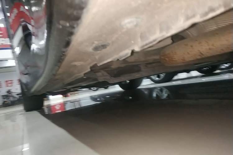 Used Buick LaCrosse 2022 Avenir Flagship Model Left Side Sill