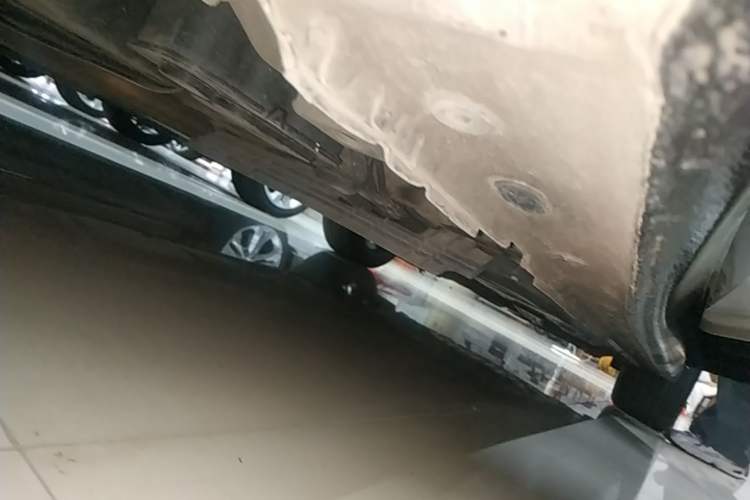 Used Buick LaCrosse 2022 Avenir Flagship Model Right Side Sill