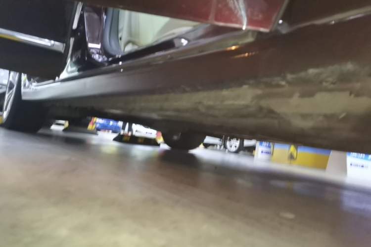 Used Buick LaCrosse 2022 Avenir Avia First Edition Right Side Sill
