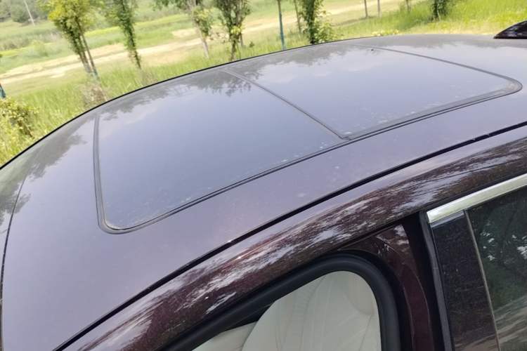 Used Buick LaCrosse 2022 Avenir Avia First Edition Roof