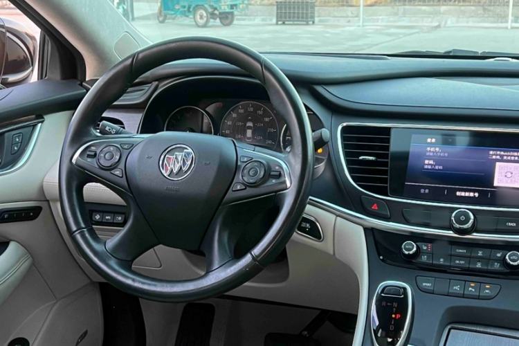 Used Buick LaCrosse 2022 Avenir Flagship Model Steering Wheel