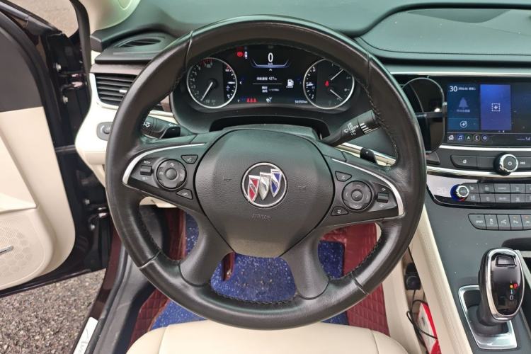 Used Buick LaCrosse 2022 Avenir Avia First Edition Steering Wheel