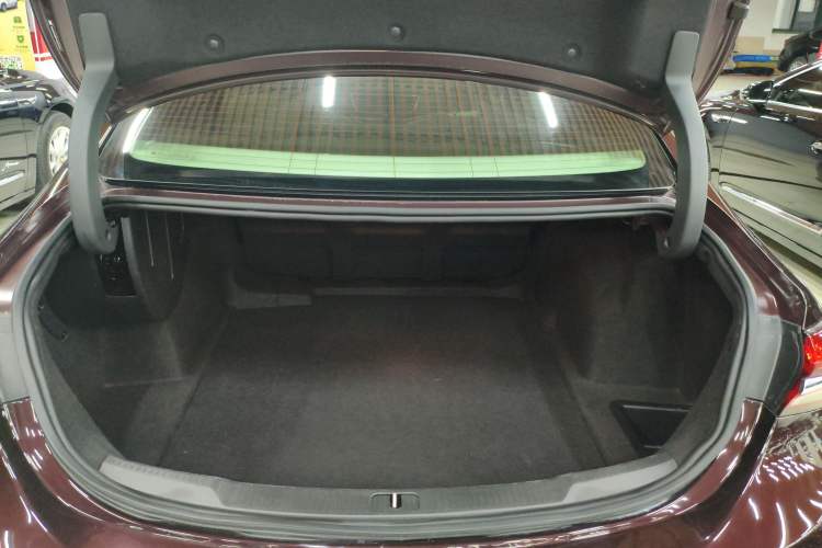 Used Buick LaCrosse 2022 Avenir Flagship Model Trunk