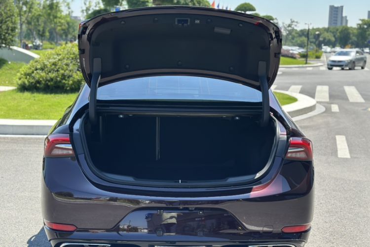 Used Buick LaCrosse 2022 Avenir Avia First Edition Trunk