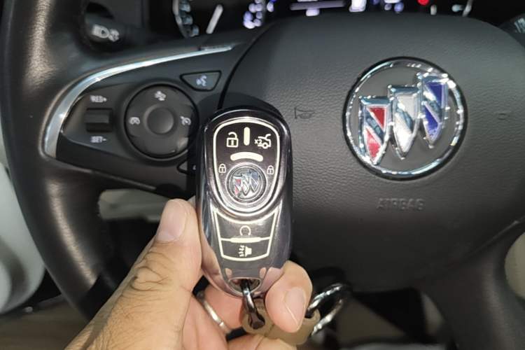 Used Buick LaCrosse 2022 Avenir Avia First Edition Vehicle Key