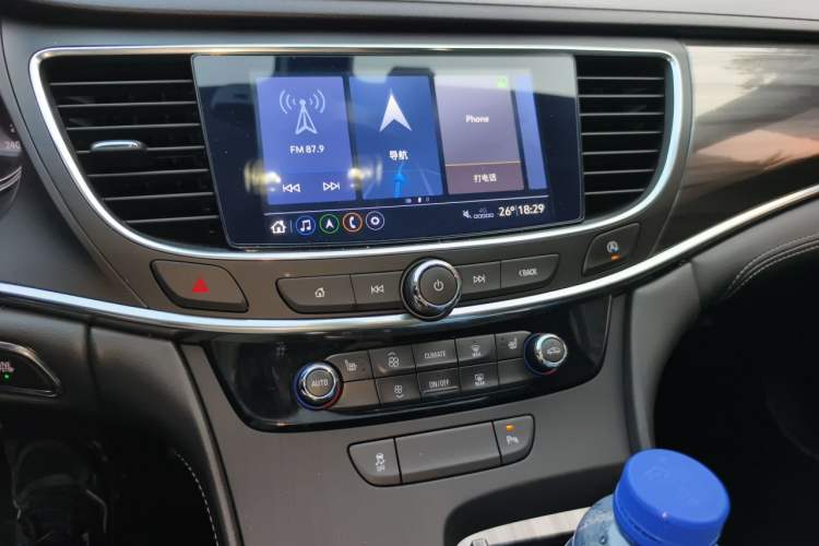 Used Buick LaCrosse 2022 552T Luxury Version Audio And AC Panel