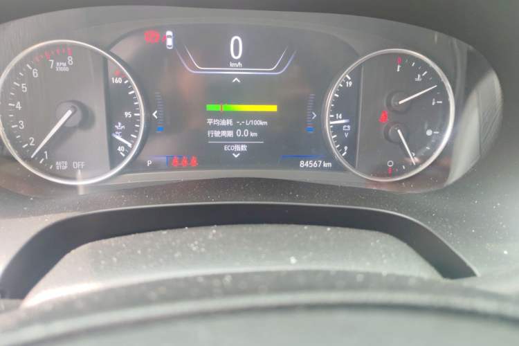 Used Buick LaCrosse 2022 Avenir Avia First Edition Odometer Close Up