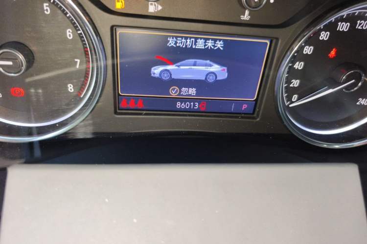 Used Buick LaCrosse 2022 552T Luxury Version Odometer Close Up