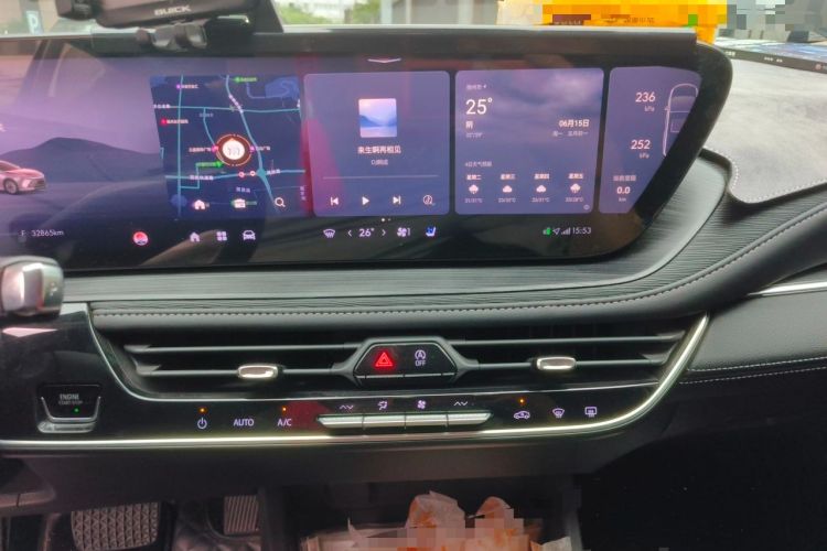 Used Buick LaCrosse 2023 28T Prestige Edition Audio And AC Panel
