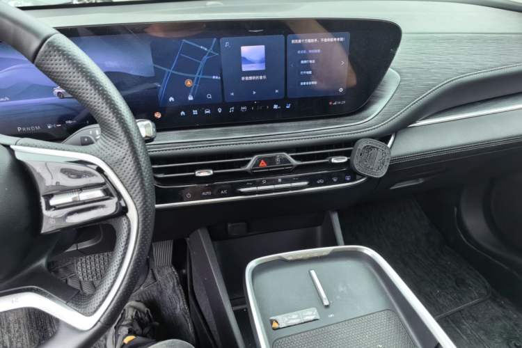 Used Buick LaCrosse 2023 28T Prestige Edition Audio And AC Panel