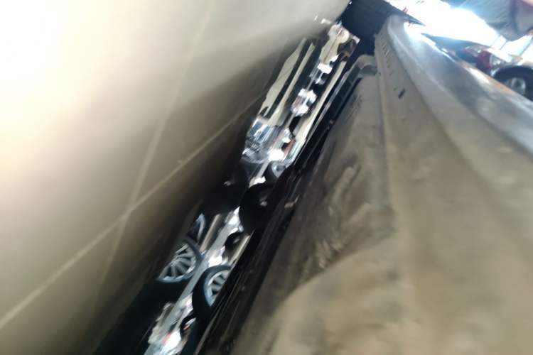 Used Buick LaCrosse 2023 28T Enjoyment Edition Chassis Front Right