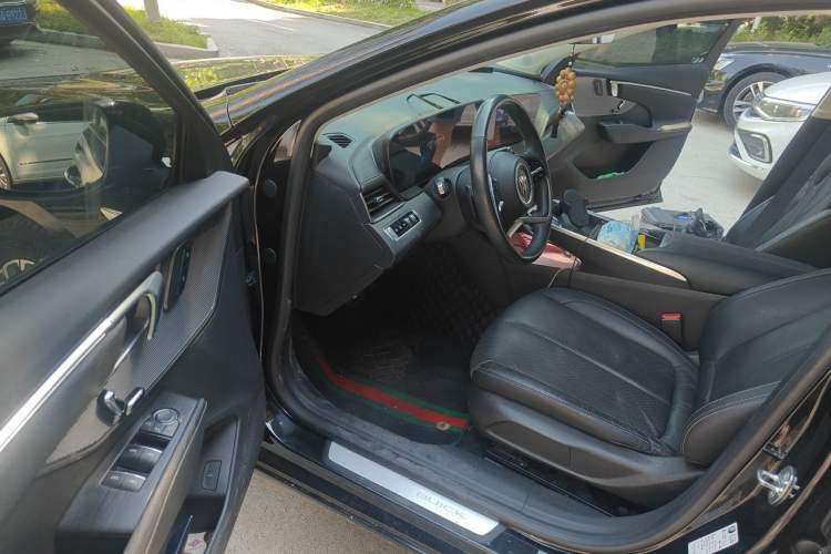 Used Buick LaCrosse 2023 28T Prestige Edition Driver Seat
