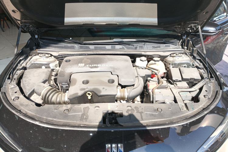 Used Buick LaCrosse 2023 Restyled 25T Cross-Country Edition Engine Bay