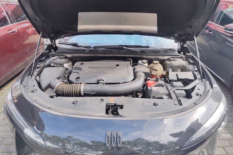 Used Buick LaCrosse 2023 28T Prestige Edition Engine Bay