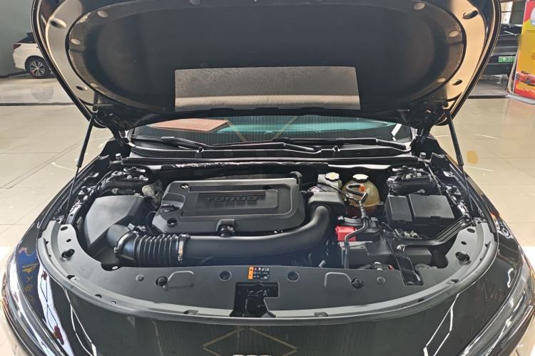 Used Buick LaCrosse 2023 28T Enjoyment Edition Engine Bay