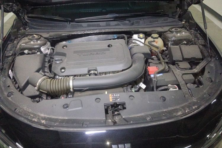 Used Buick LaCrosse 2023 28T Prestige Edition Engine Bay