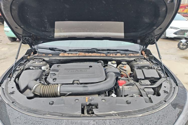 Used Buick LaCrosse 2023 28T Prestige Edition Engine Bay