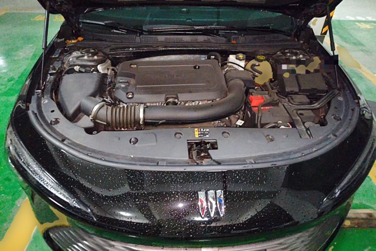 Used Buick LaCrosse 2023 28T Prestige Edition Engine Bay