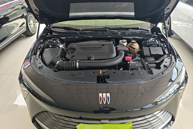 Used Buick LaCrosse 2023 28T Prestige Edition Engine Bay