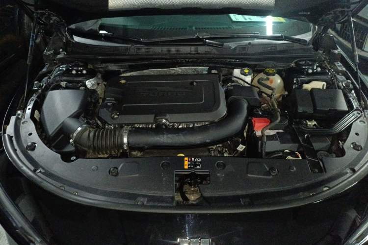 Used Buick LaCrosse 2023 28T Enjoyment Edition Engine Bay