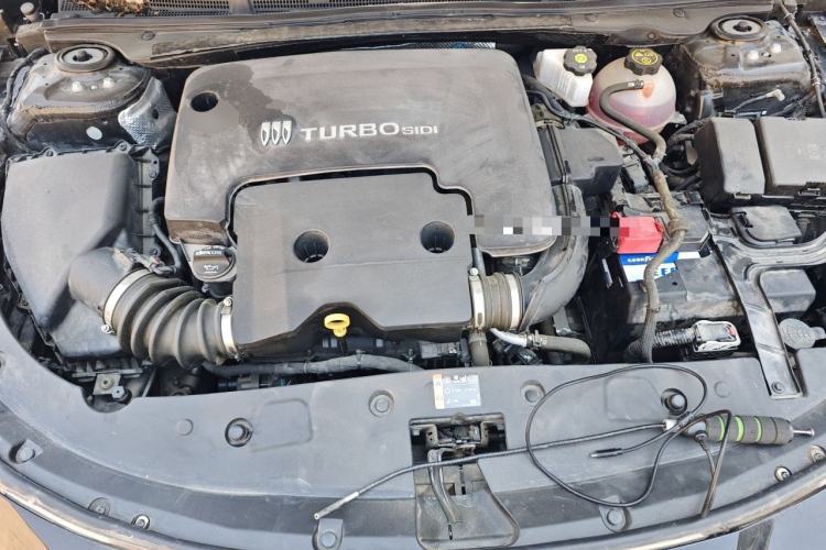 Used Buick LaCrosse 2023 Restyled 25T Cross-Country Edition Engine Bay