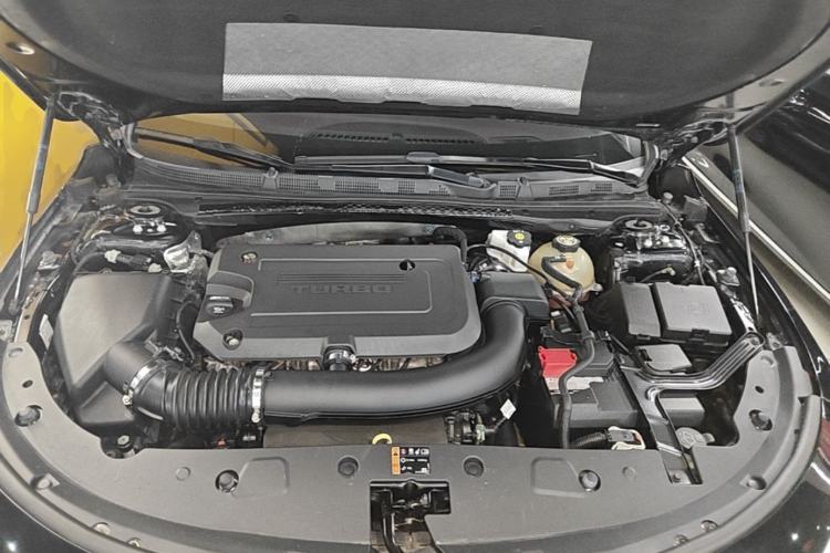 Used Buick LaCrosse 2023 28T Prestige Edition Engine Bay