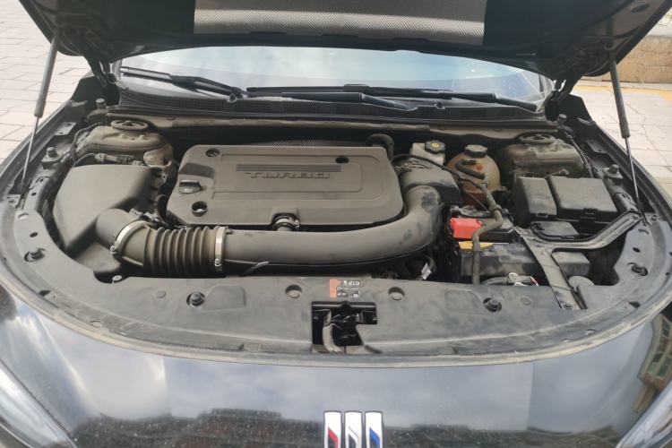 Used Buick LaCrosse 2023 28T Prestige Edition Engine Bay