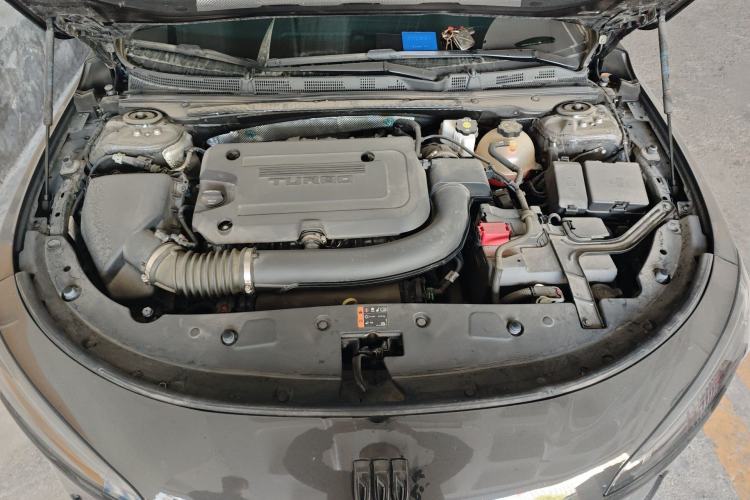 Used Buick LaCrosse 2023 28T Prestige Edition Engine Bay