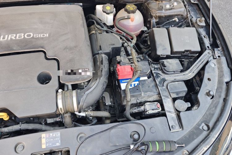 Used Buick LaCrosse 2023 Restyled 25T Cross-Country Edition Engine Bay Left