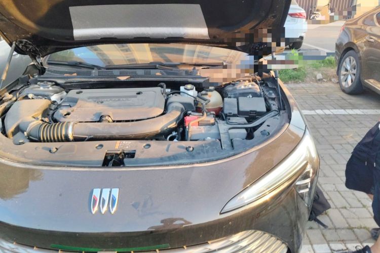 Used Buick LaCrosse 2023 28T Prestige Edition Engine Bay Left