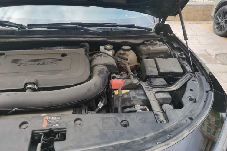 Used Buick LaCrosse 2023 28T Prestige Edition Engine Bay Left