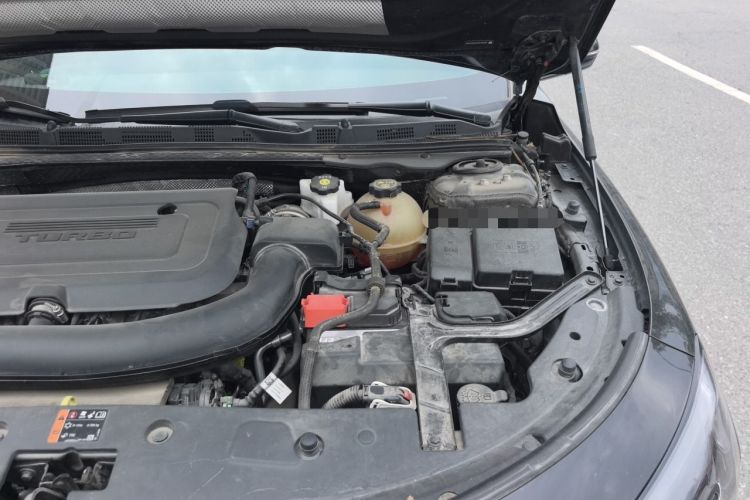 Used Buick LaCrosse 2023 28T Prestige Edition Engine Bay Left