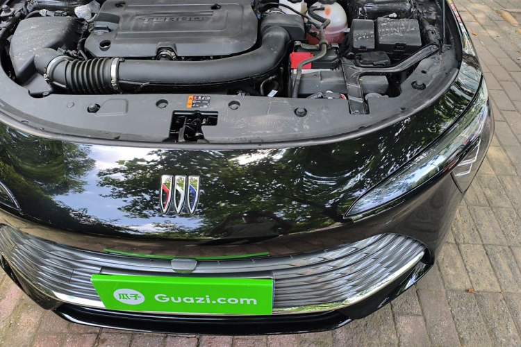 Used Buick LaCrosse 2023 28T Enjoyment Edition Engine Bay Left