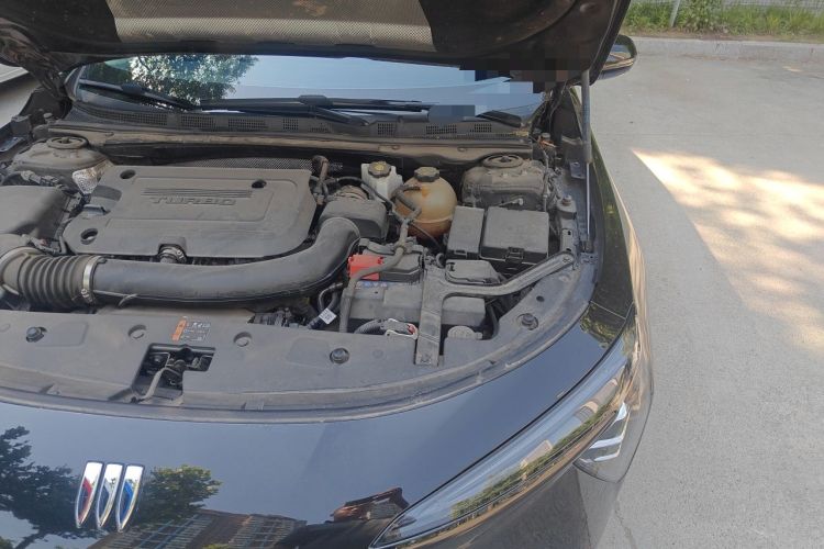 Used Buick LaCrosse 2023 28T Prestige Edition Engine Bay Left