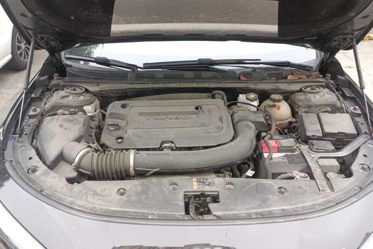 Used Buick LaCrosse 2023 28T Prestige Edition Engine Bay