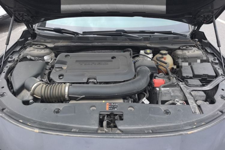 Used Buick LaCrosse 2023 28T Prestige Edition Engine Bay