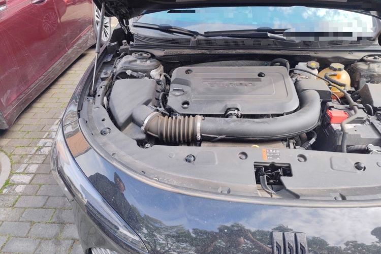 Used Buick LaCrosse 2023 28T Prestige Edition Engine Bay Right