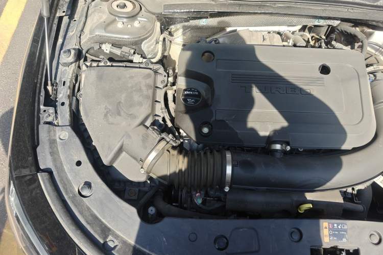 Used Buick LaCrosse 2023 28T Prestige Edition Engine Bay Right