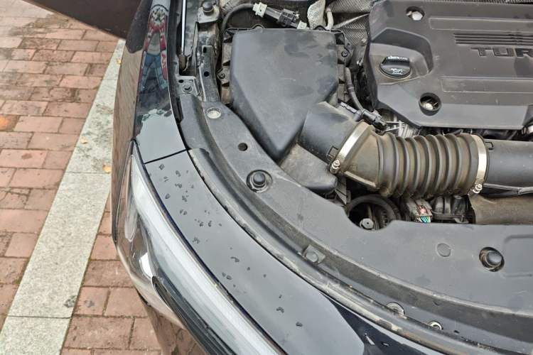 Used Buick LaCrosse 2023 28T Prestige Edition Engine Bay Right