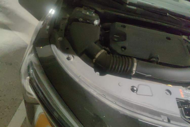 Used Buick LaCrosse 2023 28T Enjoyment Edition Engine Bay Right