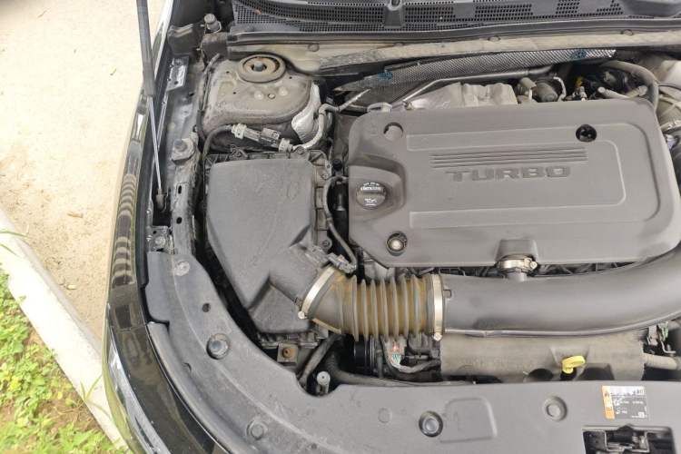 Used Buick LaCrosse 2023 28T Prestige Edition Engine Bay Right