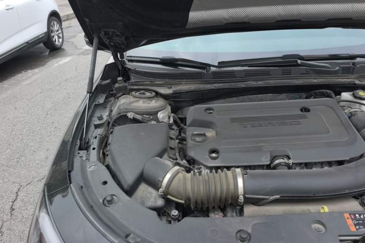 Used Buick LaCrosse 2023 28T Prestige Edition Engine Bay Right