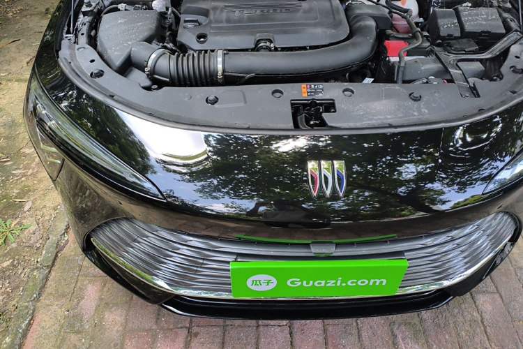 Used Buick LaCrosse 2023 28T Enjoyment Edition Engine Bay Right
