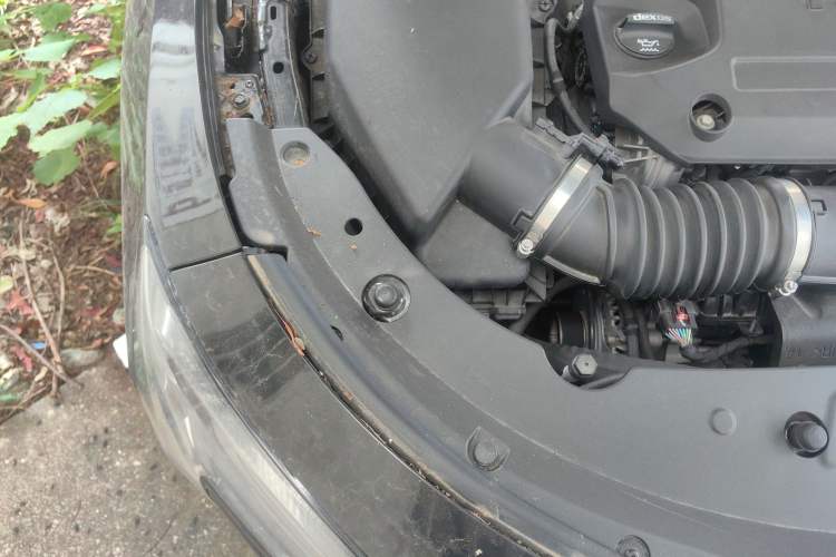 Used Buick LaCrosse 2023 28T Prestige Edition Engine Bay Right