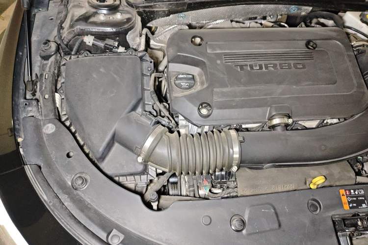 Used Buick LaCrosse 2023 28T Prestige Edition Engine Bay Right