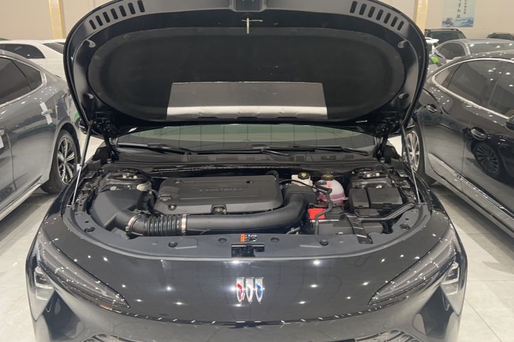 Used Buick LaCrosse 2023 28T Prestige Edition Engine Bay
