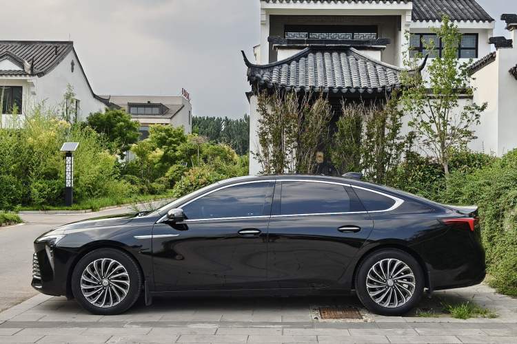 Used Buick LaCrosse 2023 28T Prestige Edition Exterior 3